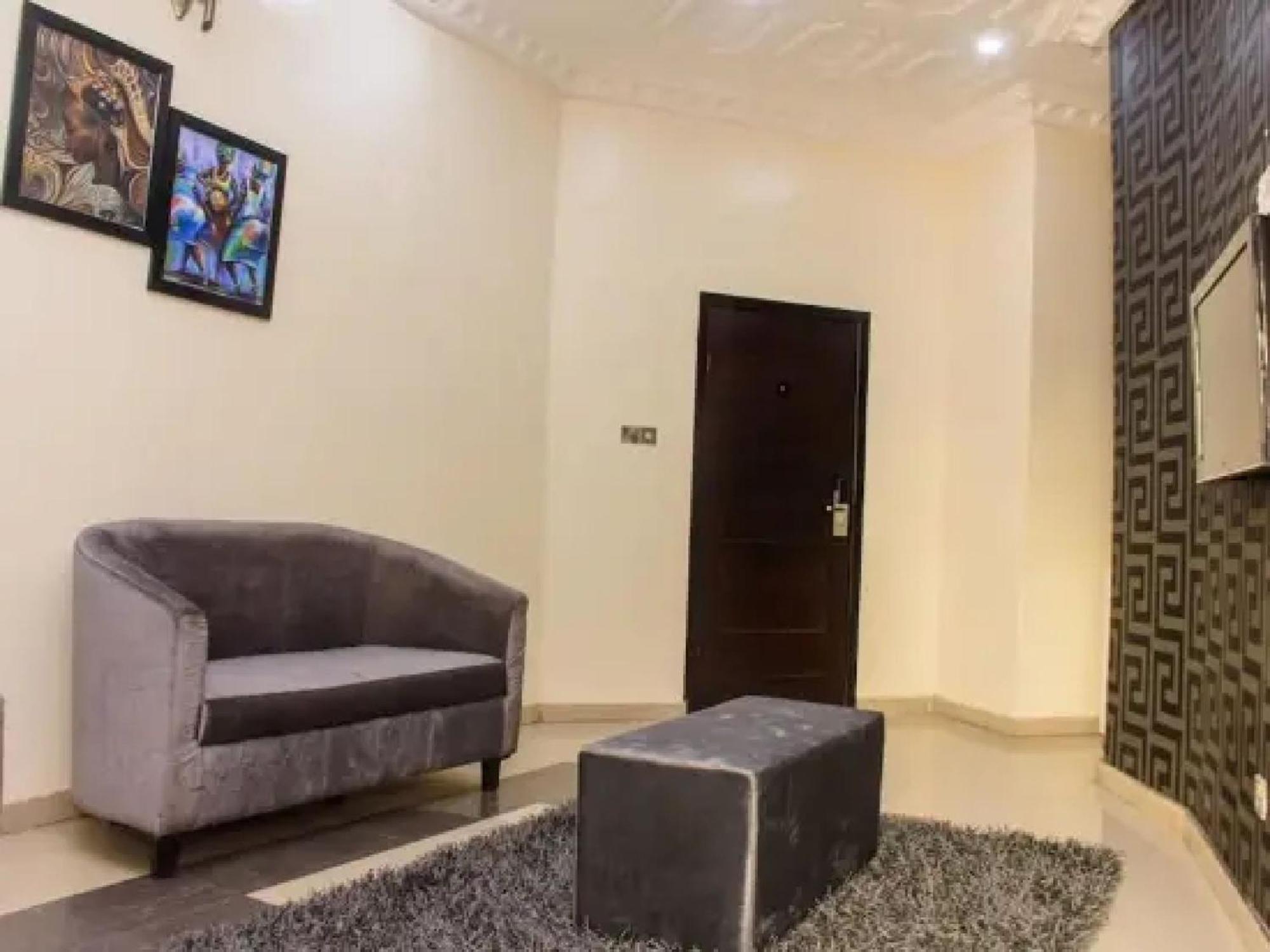 Room In Lodge - Ambience Hotels Abujahome For Leisure And Business Travellers מראה חיצוני תמונה