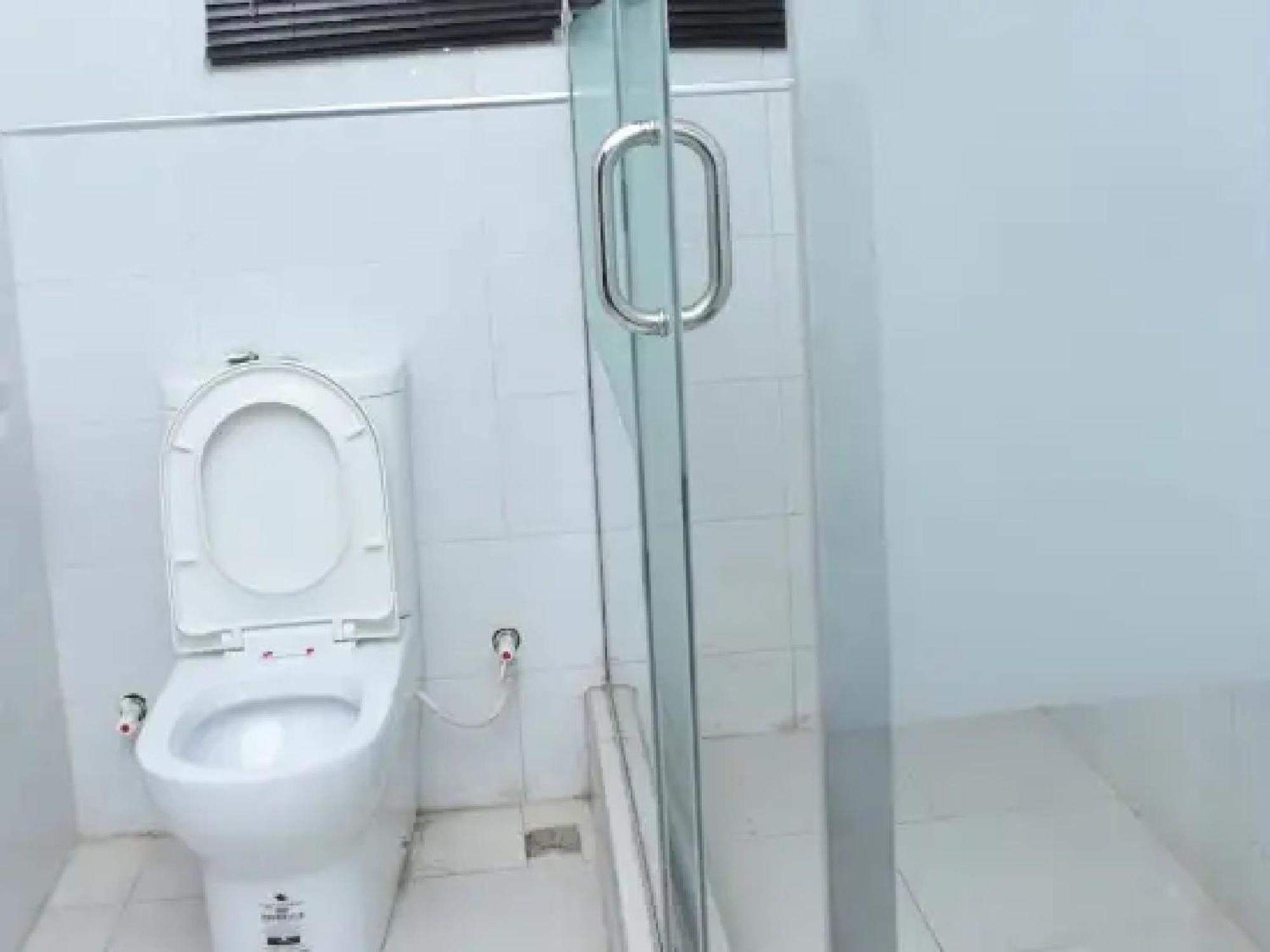 Room In Lodge - Ambience Hotels Abujahome For Leisure And Business Travellers מראה חיצוני תמונה